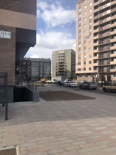 2-к. квартира, 54 м², 8/12 эт.