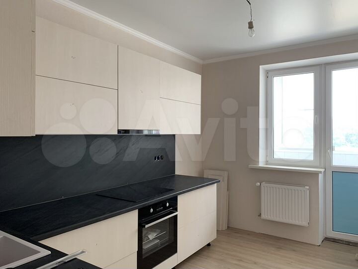 3-к. квартира, 82 м², 4/8 эт.