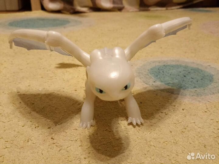 Беззубик дневная белая фурия как приручить дракона