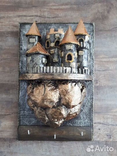 Ключница настенная