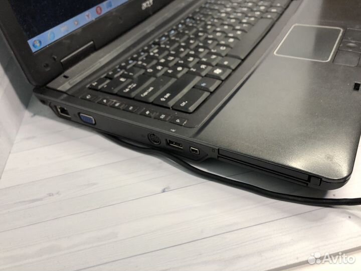 Бюджетный ноутбук Acer intel core