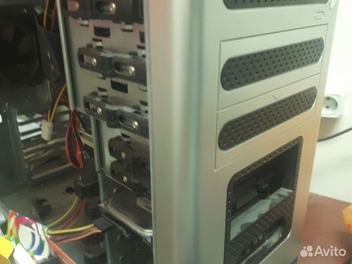 Системный блок (сервер)