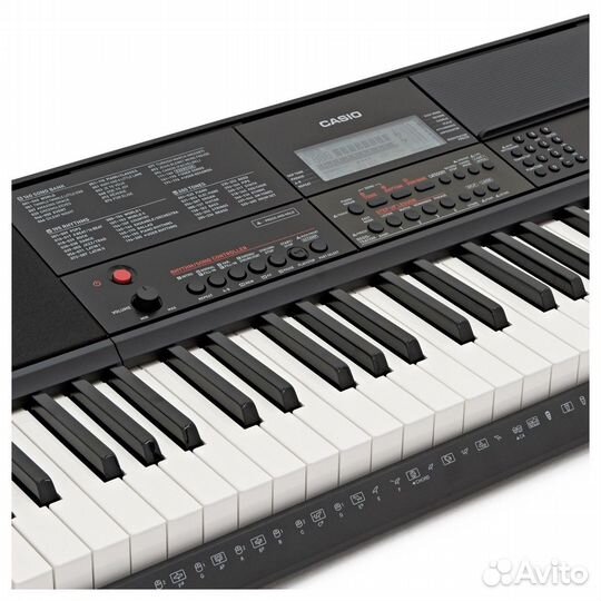 Синтезатор Casio CT X700