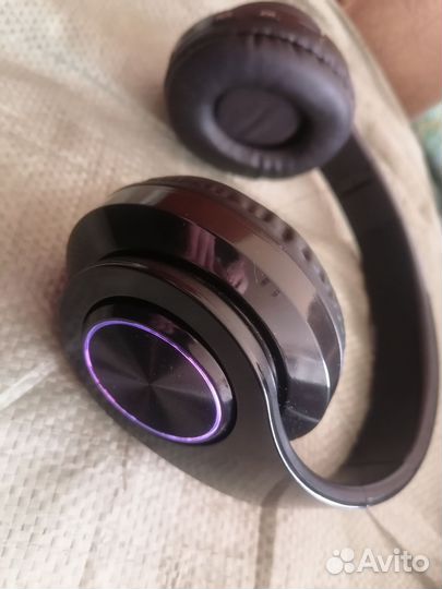 Беспроводные наушники