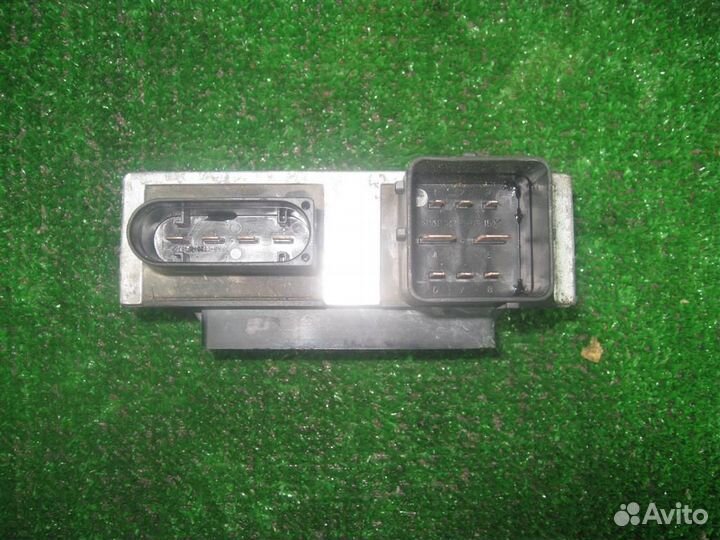 Реле свечей накала Renault Scenic 3 (JZ) 2010