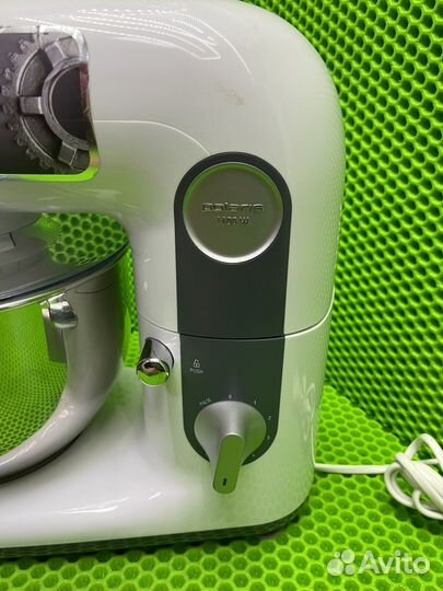 Планетарный стационарный Миксер Polaris PKM 1101