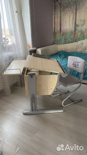 Растущая парта и стул деми бу