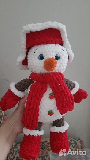 Новогодний снеговик игрушка