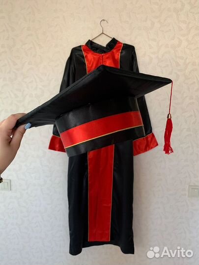 Мантия выпускника