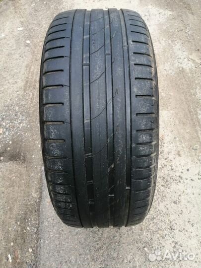 Nokian Hakka Black SUV 255/45 R20