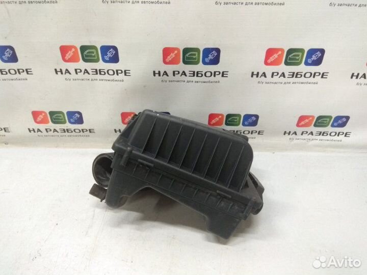 Корпус воздушного фильтра Opel Astra H 1.3 2008