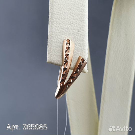 Серьги из красного золота с алмазной гранью