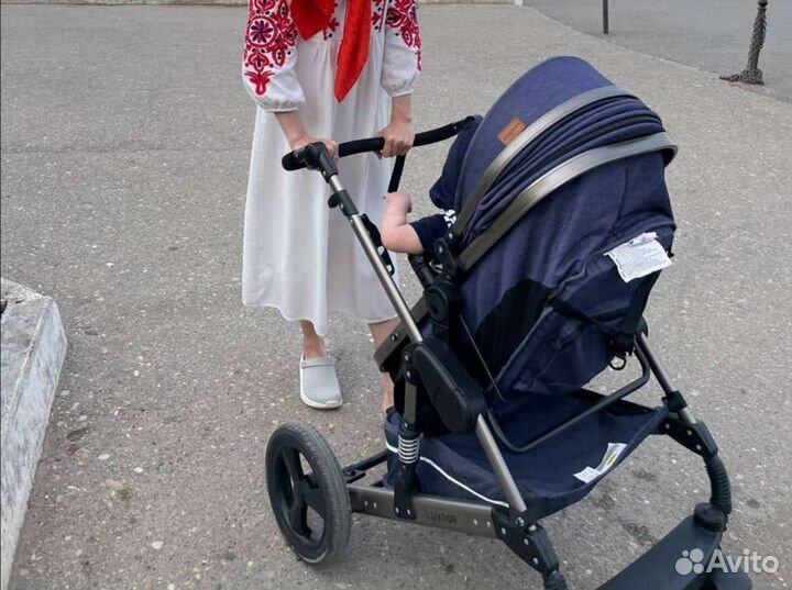 Коляска 2 в 1 luxmom
