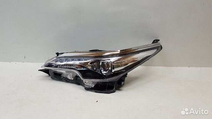 Фара левая Toyota Fortuner 2 2016