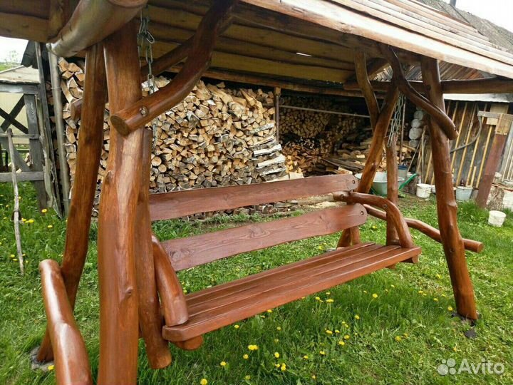 Качели из массива дерева