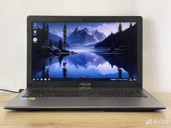 Игровой ноутбук Asus i3 / 2 видеокарты / 8 gb