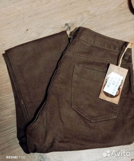 Джинсы 44