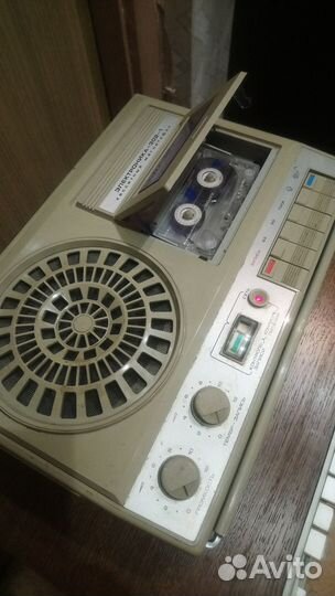 Кассетный магнитофон Электроника 302-1