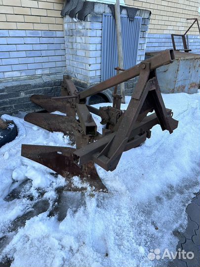 Плуг на Мтз