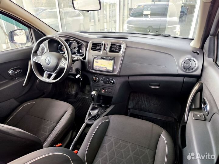 Renault Logan Stepway 1.6 CVT, 2018, 60 000 км