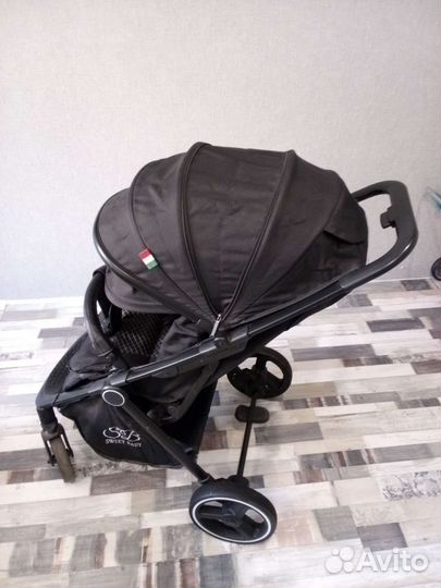 Прогулочная коляска