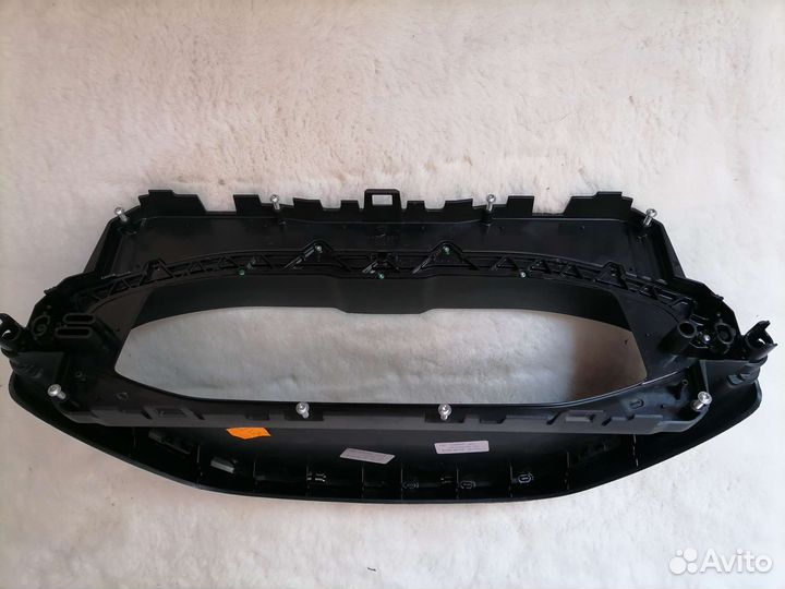 Рамка приборной панели Peugeot 3008