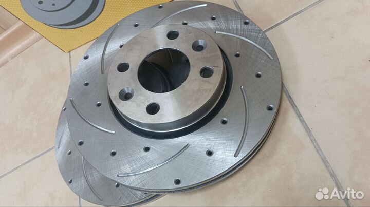 Диски тормозные для Лада Веста, Хрей, Ларгус,Рено