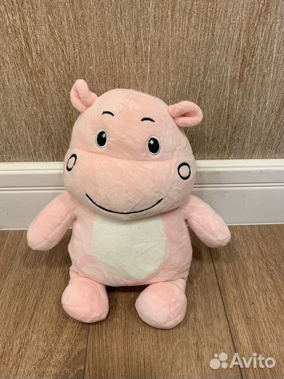 Бегемот розовый