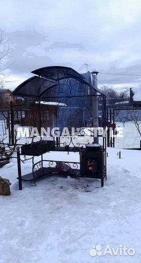 Мангал с крышей