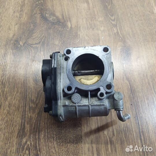 Дроссельная заслонка Nissan Note хэтчбек HR16DE