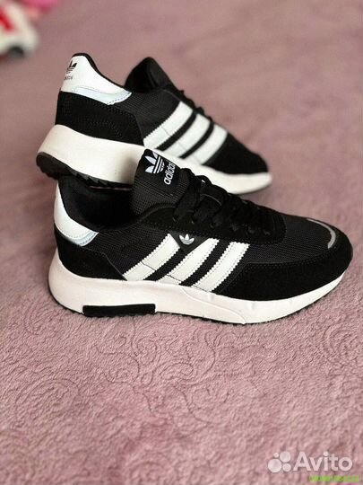 Кроссовки adidas мужские