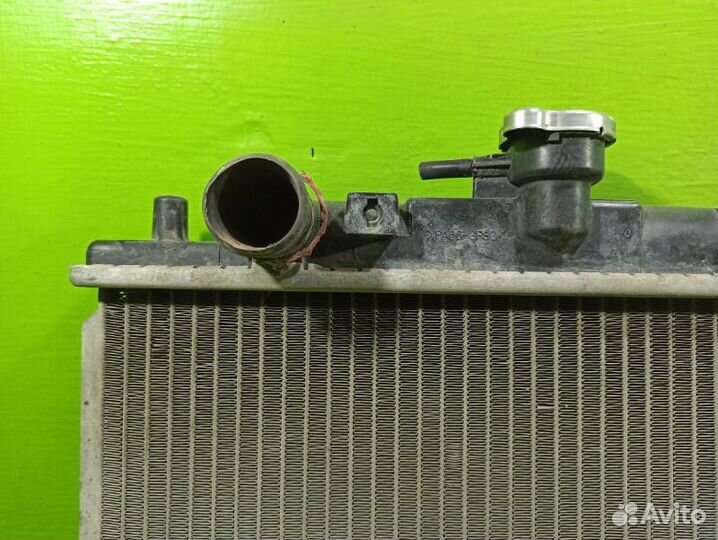 Радиатор охлаждения Kia Spectra седан S6D 2007