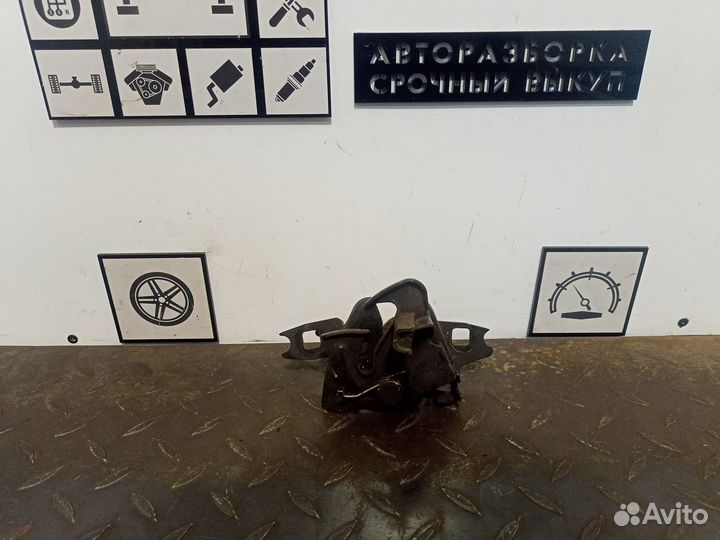 Замок капота для Skoda Octavia A4