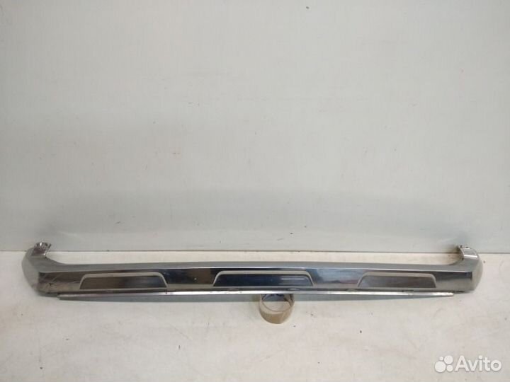 Молдинг решетки радиатора передний Lexus Rx 4