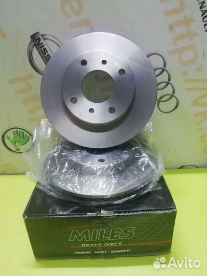 Диск тормозной передний новый Nissan Infiniti Mazd