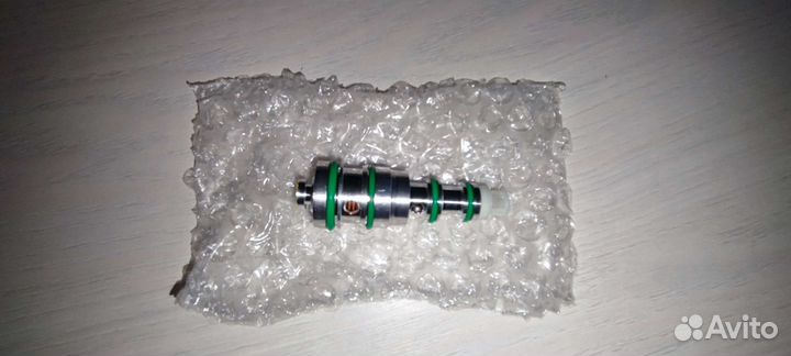 Клапан кондиционера жёлтый Opel Vw Gm