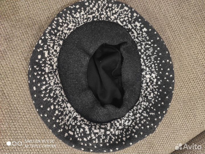 Берет женский, новый, 50 шерсти