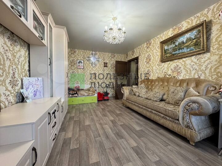 2-к. квартира, 55 м², 4/9 эт.