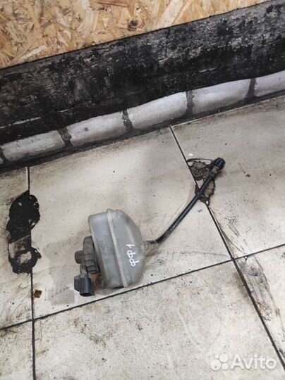 Бачок тормозной жидкости ford focus 1