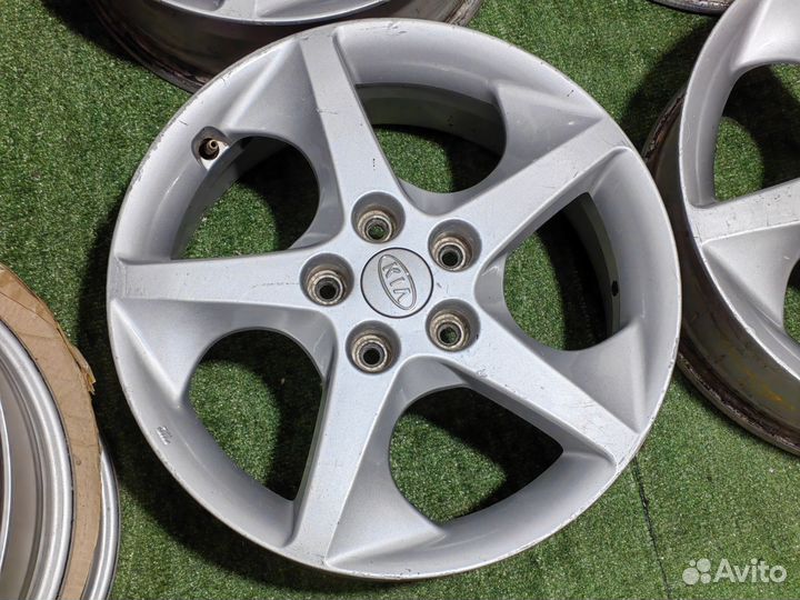 Kia R-17 (5x114,3; Et56; 7j)