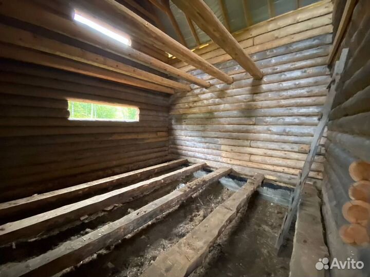 Готовый сруб дома из бревна