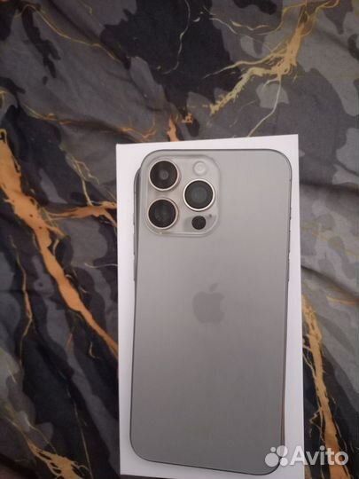 iPhone 15 Pro, 512 ГБ