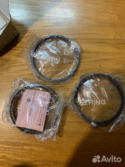 Комплект поршневых колец на NissanPrairie Mark 2