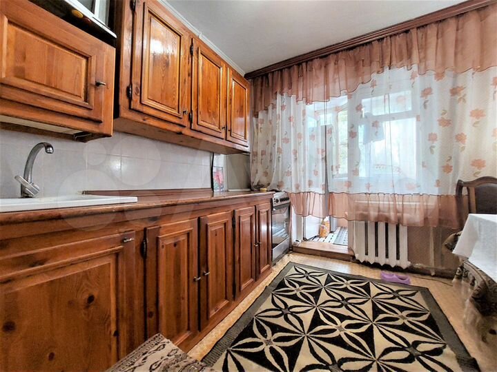 3-к. квартира, 72 м², 1/5 эт.