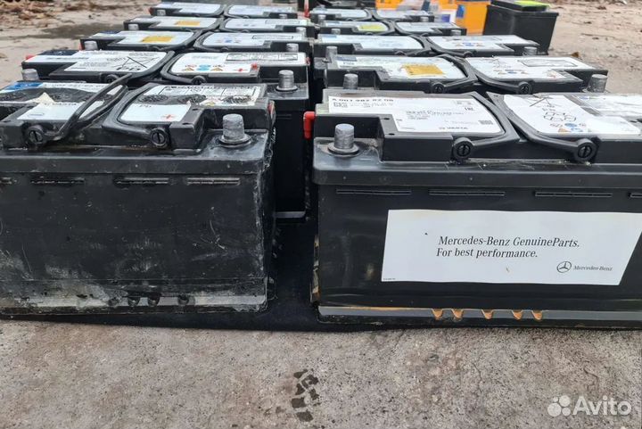 Аккумулятор Mercedes 68Ah 600A бу