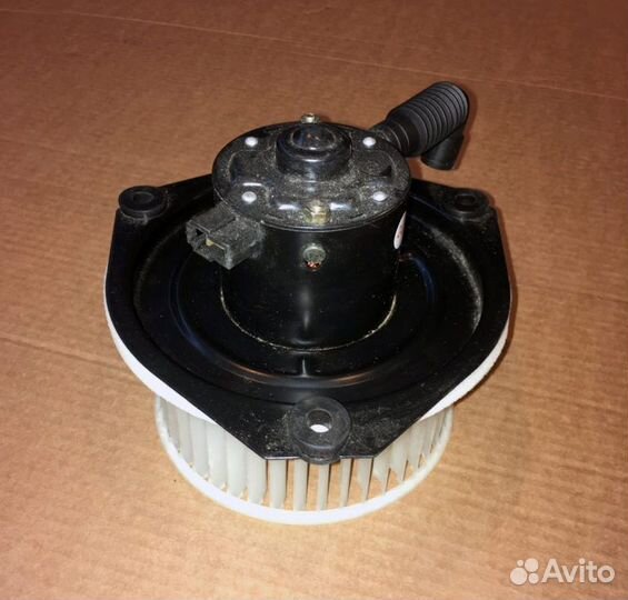 Мотор отопителя hitachi zx230