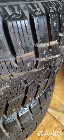 Nexen 215 65 16 зимние