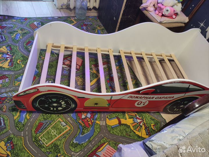 Кровать - машина с матрасом