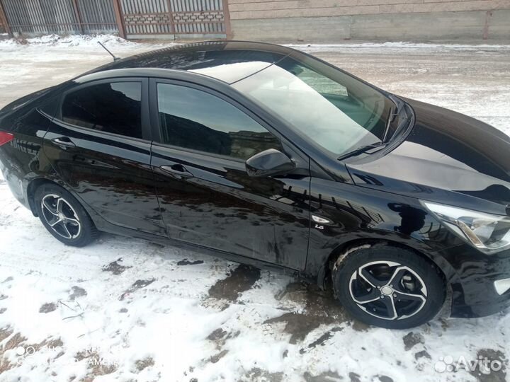 Hyundai Solaris 1.6 AT, 2015, 92 000 км