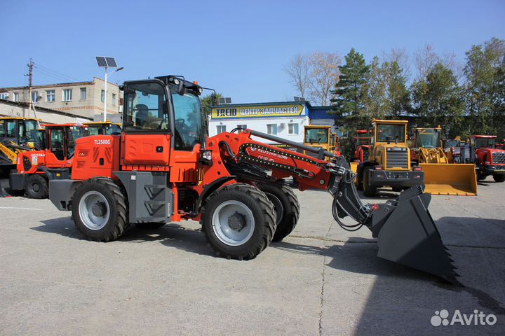 Телескопический погрузчик Redstar TL2500G, 2023